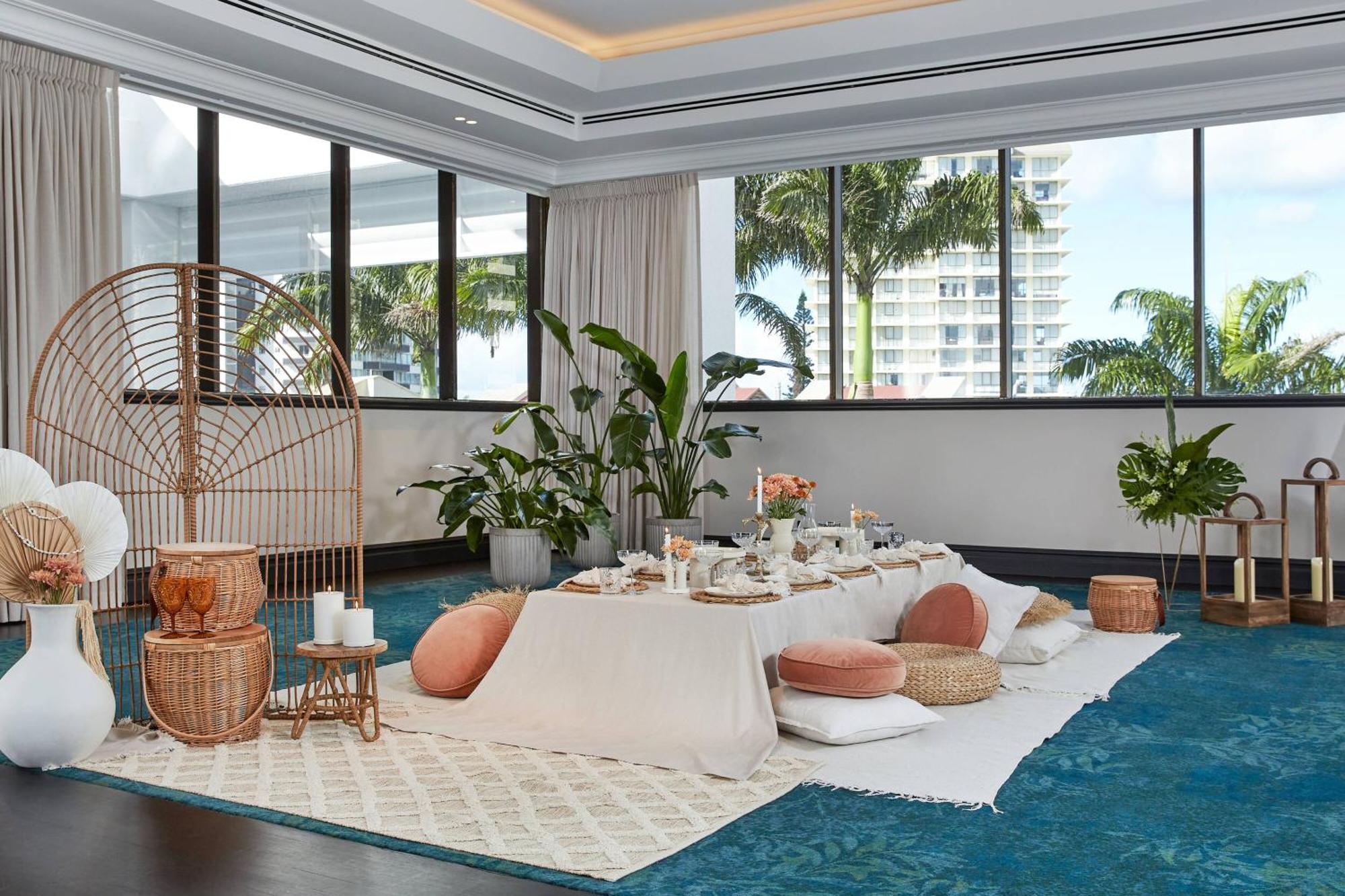 Jw Marriott Gold Coast Resort & Spa Surfers Paradise Exterior photo The Beach Club at The Standard, Miami Beach